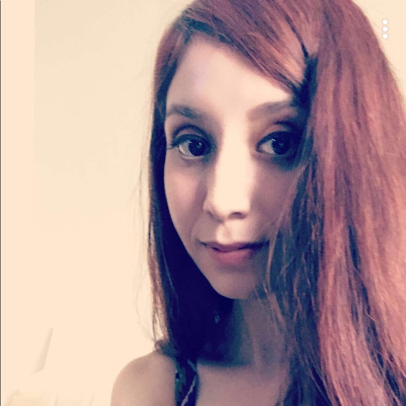 Meet your Posher, Rosie - Picture 4 of 7